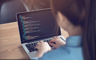 寿光 api php源码,下载的php源码怎么运行呢？